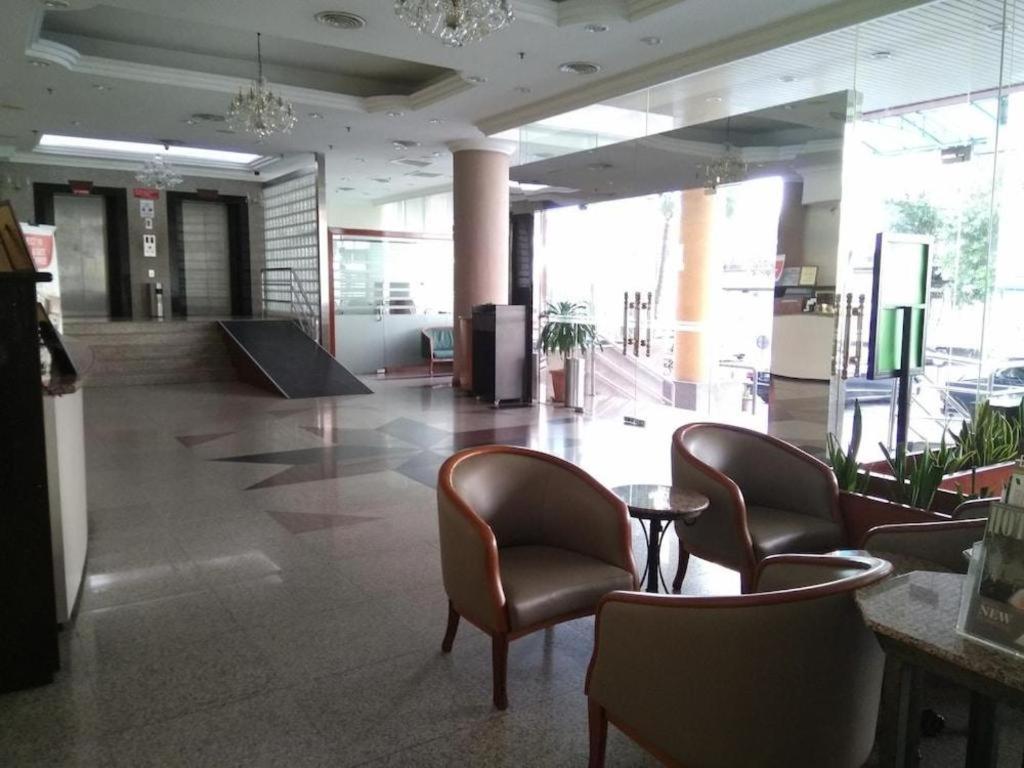 קואלה לומפור Hotel Zamburger Wira מראה חיצוני תמונה