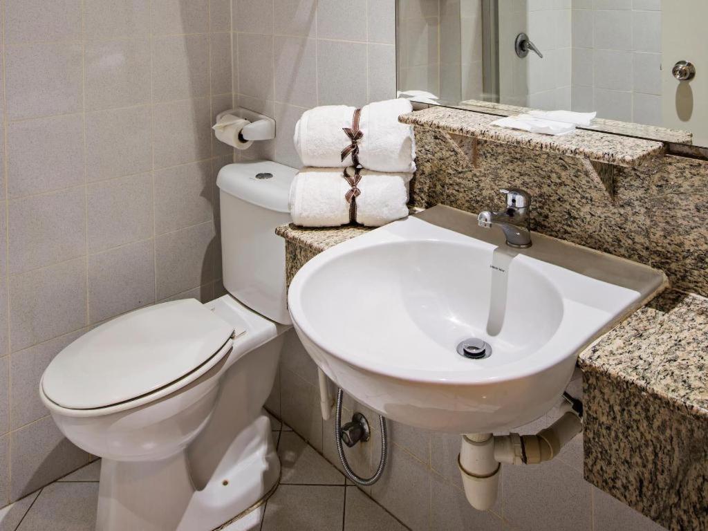 קואלה לומפור Hotel Zamburger Wira מראה חיצוני תמונה