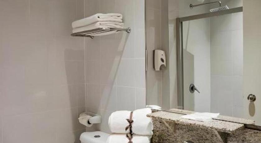קואלה לומפור Hotel Zamburger Wira מראה חיצוני תמונה
